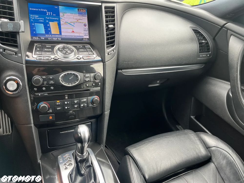 Infiniti FX FX30d S - 10