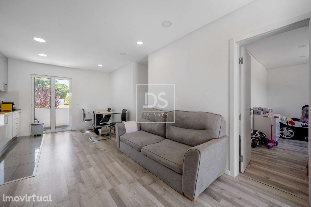 Andar de Moradia Bi-Familiar  T2+1 no Seixal – Conforto, Modernidade e - Grande imagem: 3/24
