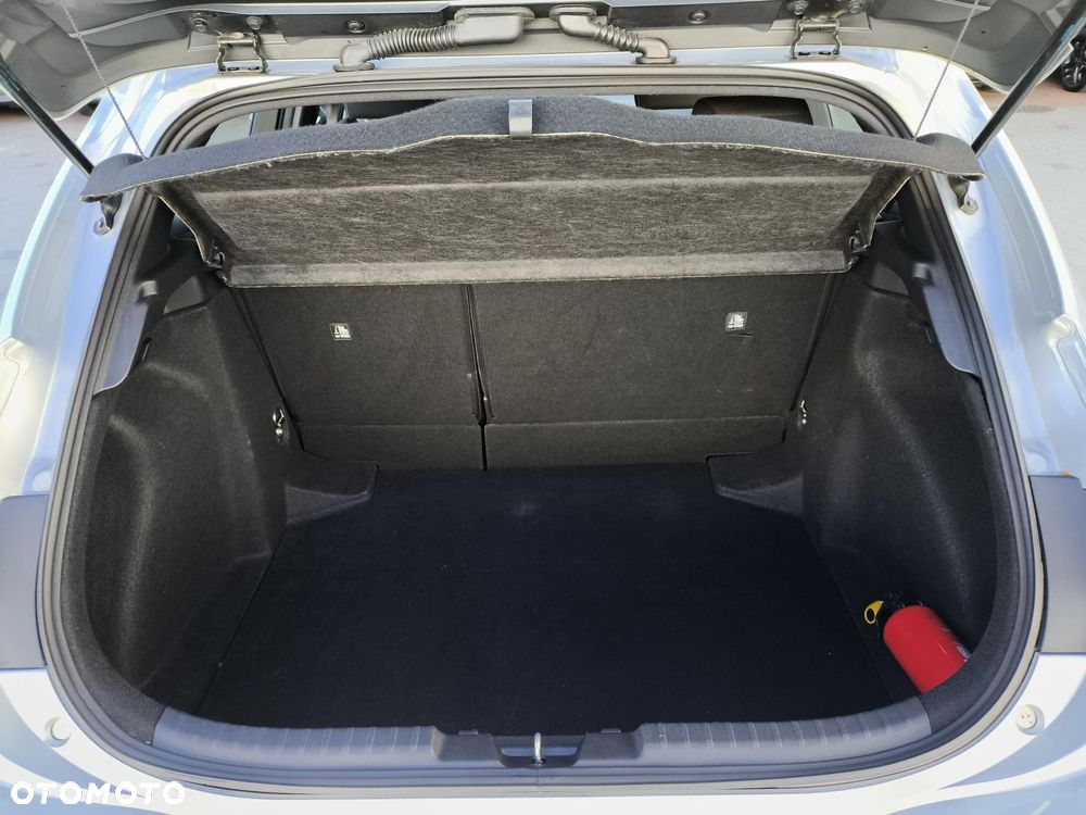 Toyota Corolla 1.8 Hybrid Comfort - 13