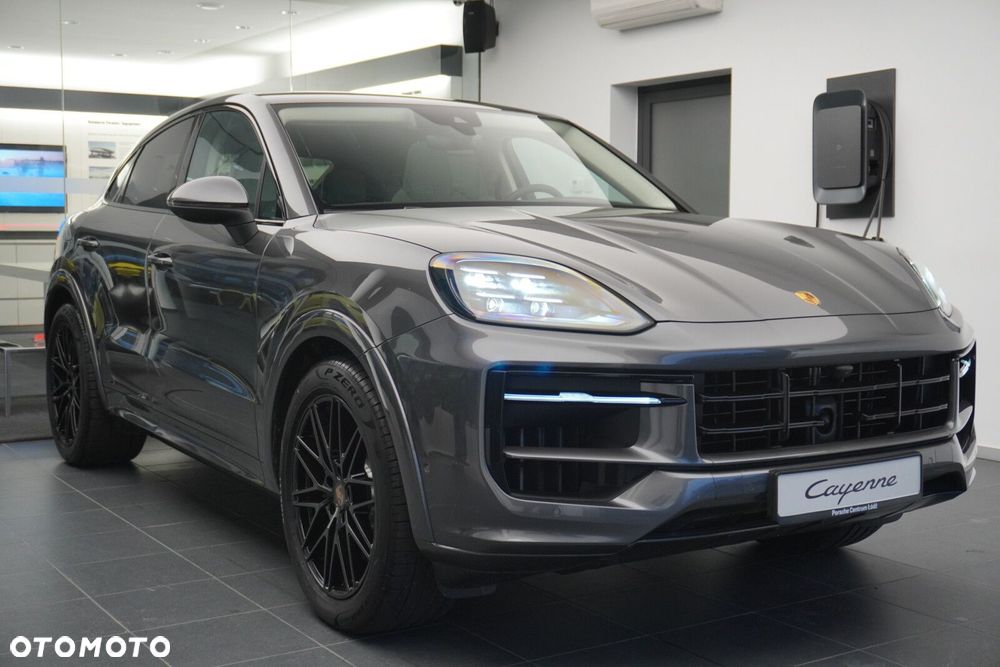 Porsche Cayenne - 8