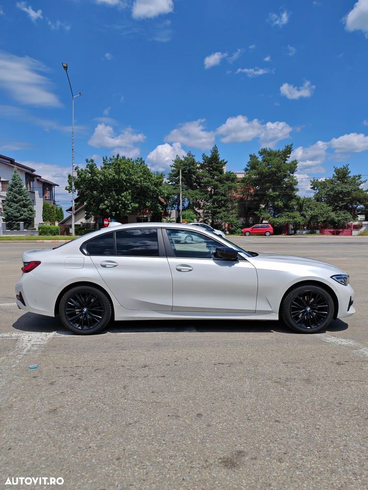 BMW Seria 3 320i AT - 4