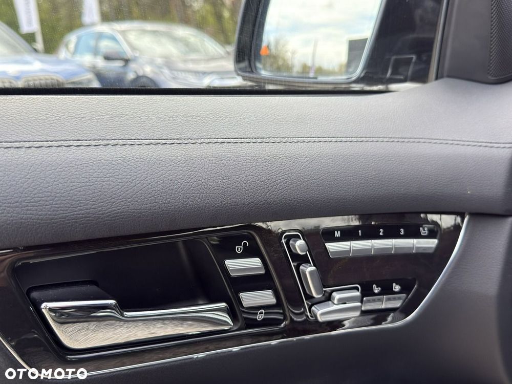 Mercedes-Benz CL 500 4Matic (BlueEFFICIENCY) 7G-TRONIC - 16