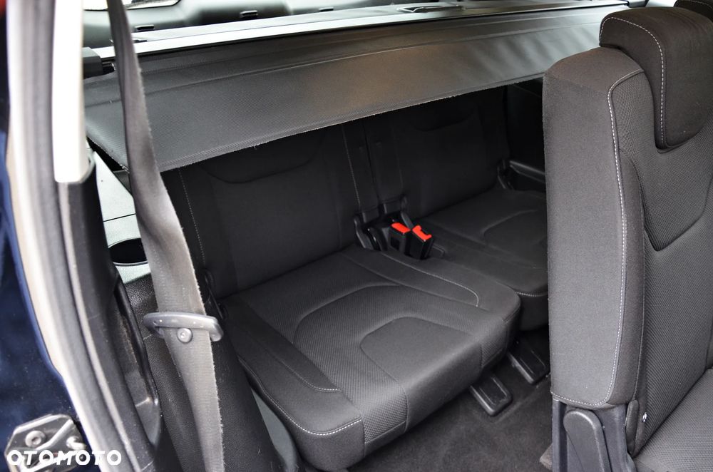 Ford S-Max - 30