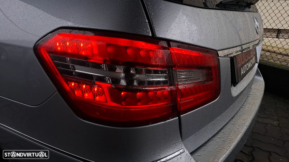 Mercedes-Benz E 200 CDI DPF BlueEFFICIENCY Auto Avantgarde - 52