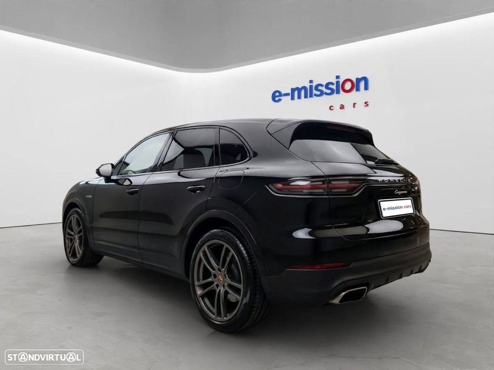 Porsche Cayenne E-Hybrid - 3
