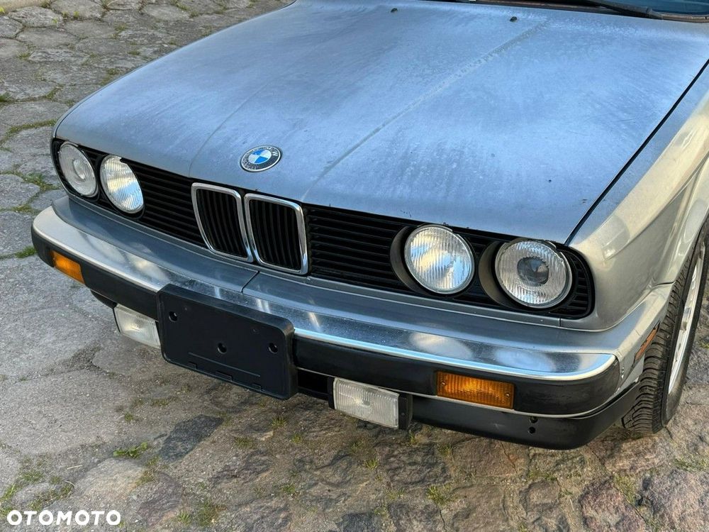 BMW Seria 3 325i - 18