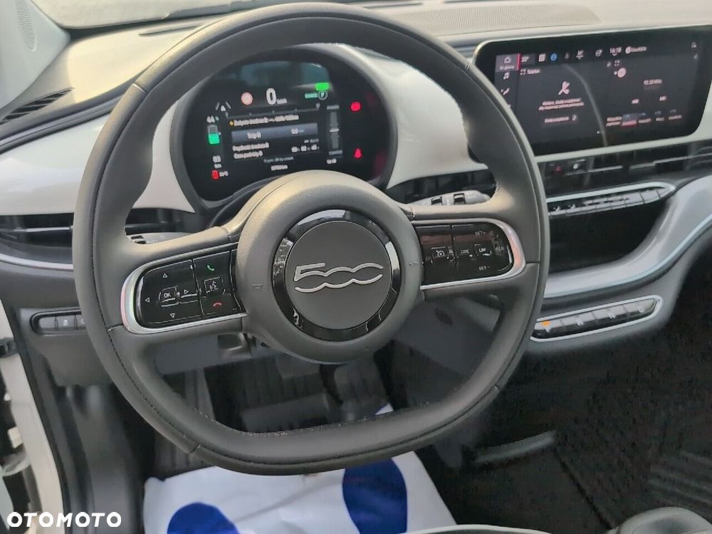 Fiat 500e - 11