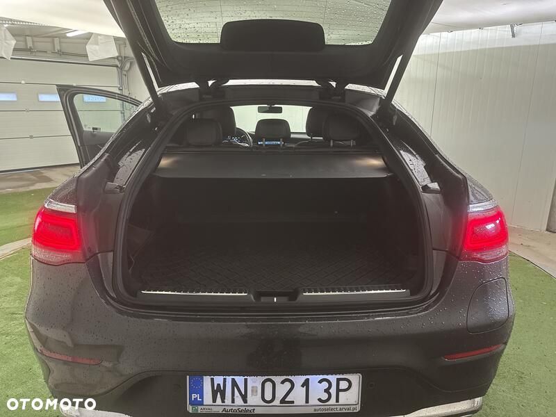 Mercedes-Benz GLC - 23