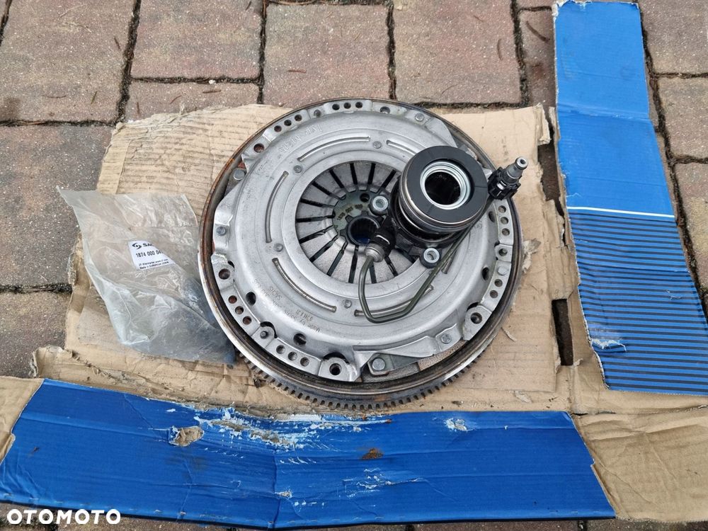 sprzeglo kolo dwumasowe sachs opel corsa d 1.6t - 1
