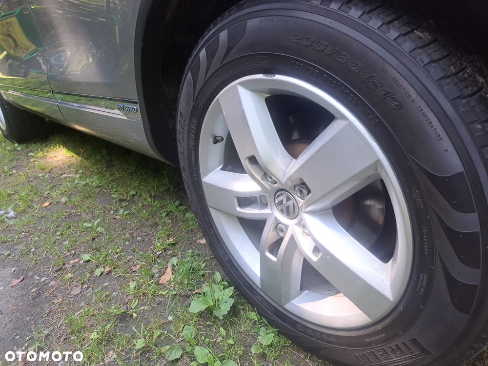 Volkswagen Touareg - 29