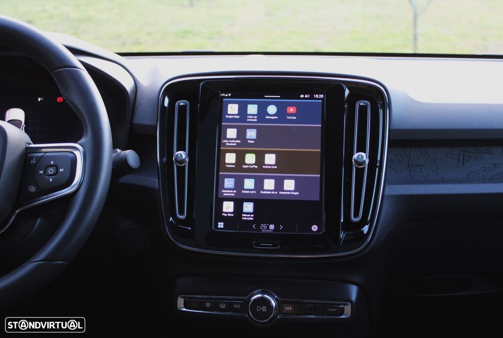 Volvo C40 Recharge Plus - 8