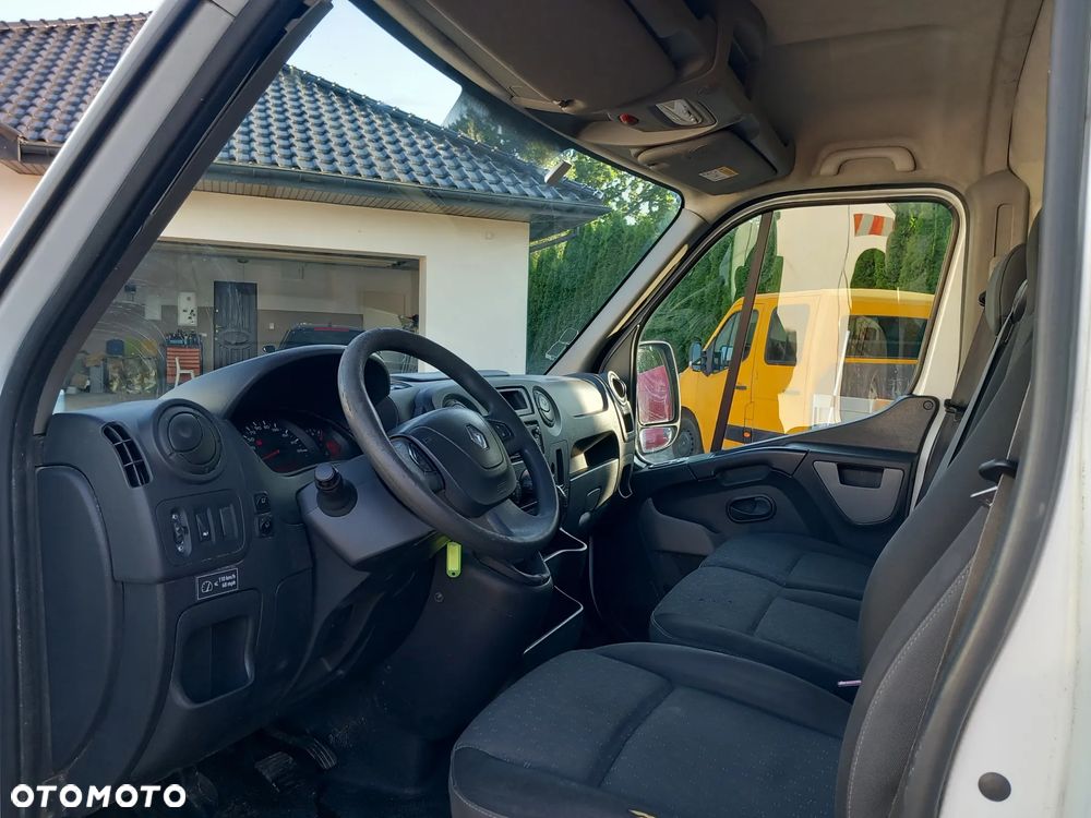Renault Master - 11