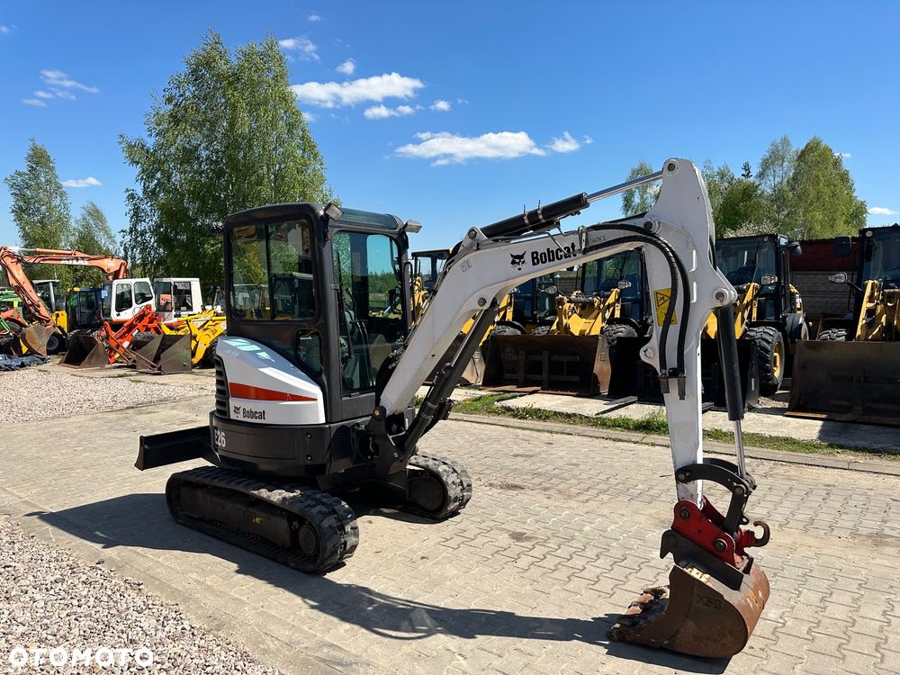 Bobcat E26 - 7