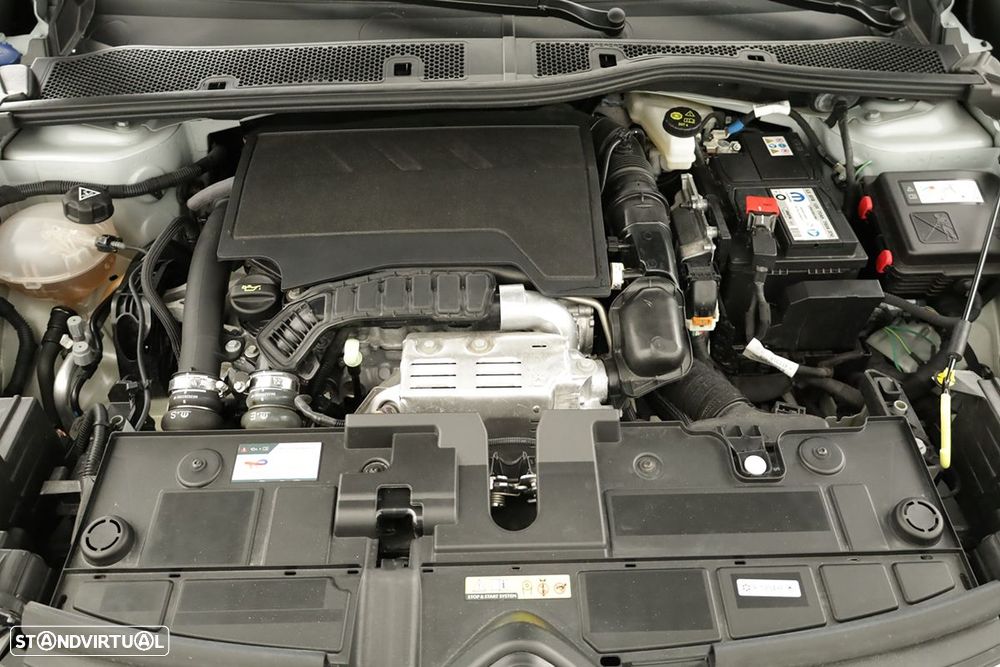 Citroën C4 1.2 PureTech Plus EAT8 - 25