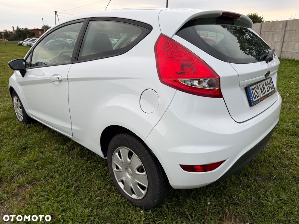 Ford Fiesta 1.25 Trend Edition - 2