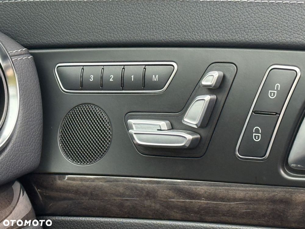 Mercedes-Benz SL 63 AMG - 27