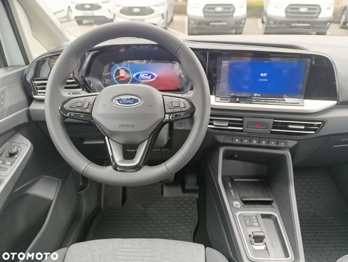 Ford Transit Connect - 18