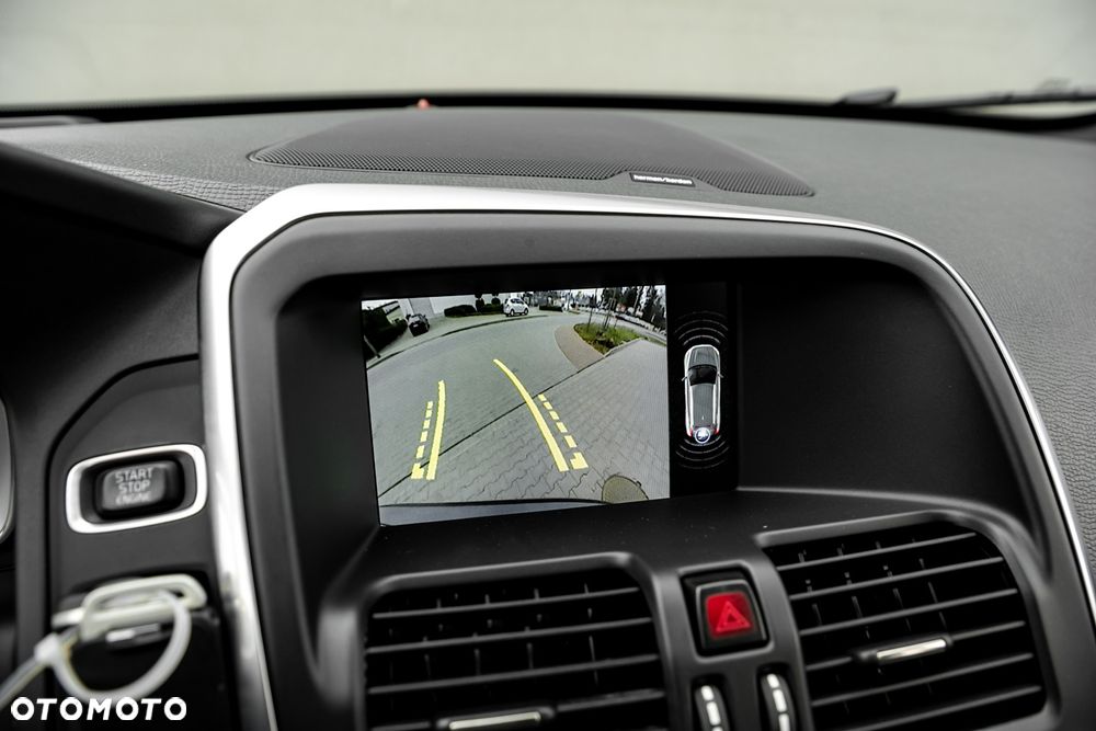 Volvo XC 60 D4 AWD Geartronic Summum - 37