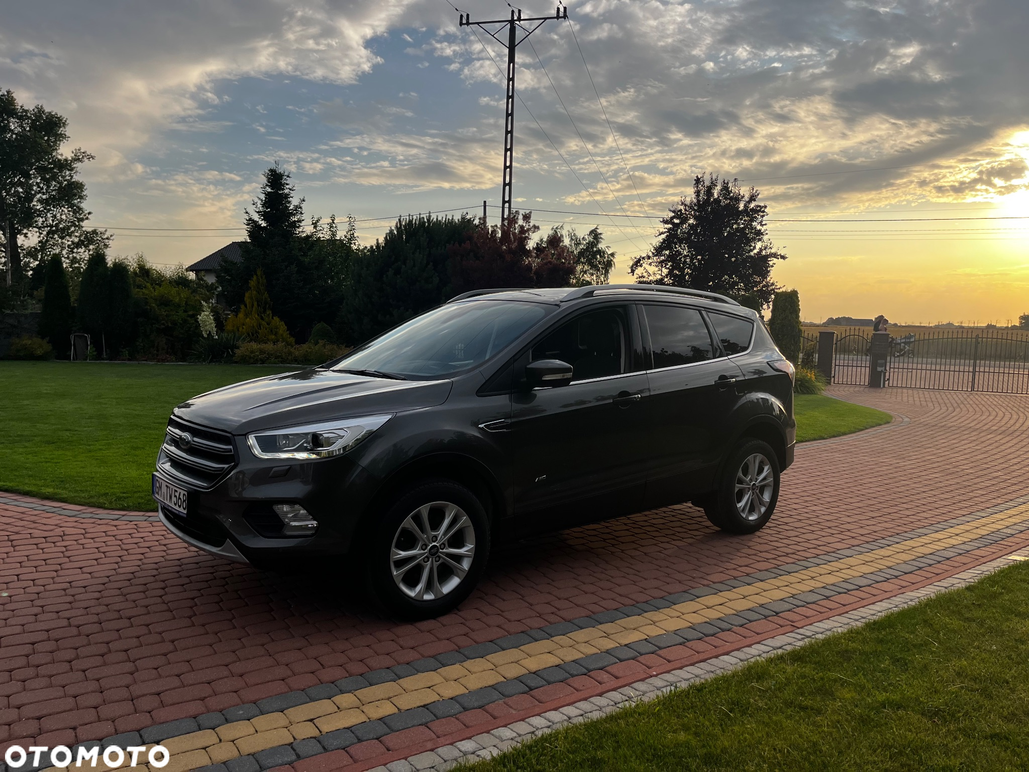 Ford Kuga 1.5 EcoBoost AWD Titanium ASS - 2
