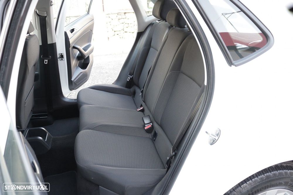VW Polo 1.6 TDI Confortline - 23