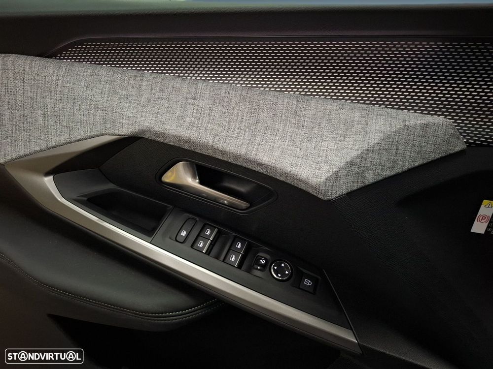 Peugeot 5008 1.2 Hybrid GT e-DCS6 - 22