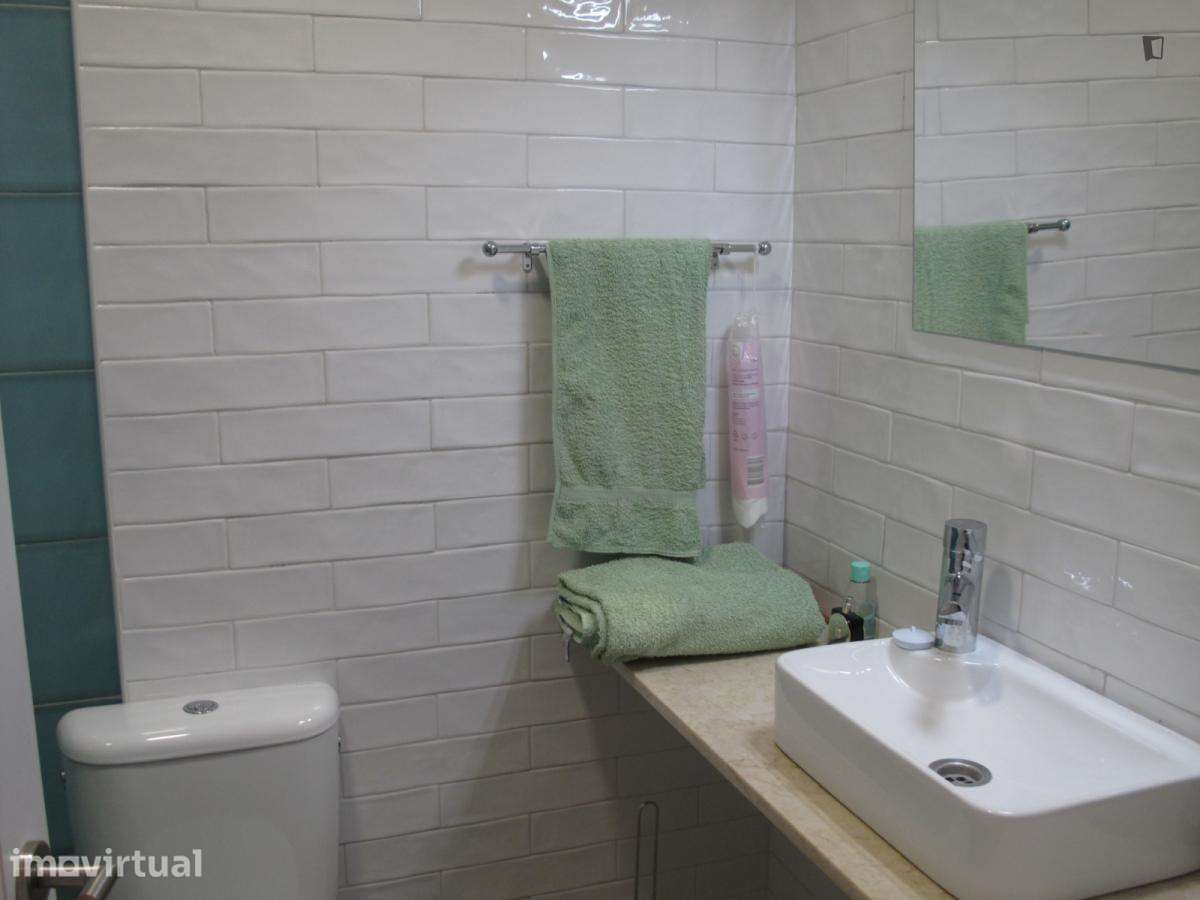 Apartamento com 1 quartos - localizado em Sete Rios Lisbon - Grande imagem: 5/7