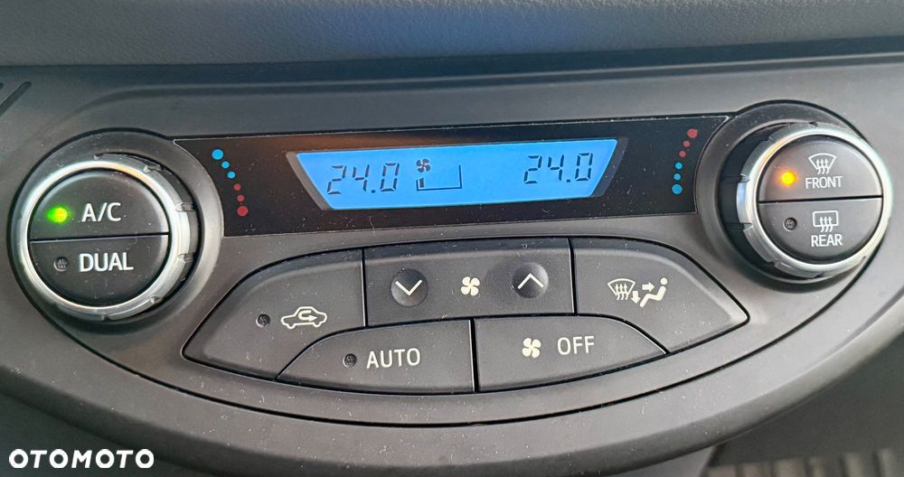 Toyota Yaris Hybrid 1.5 VVT-i Life - 11