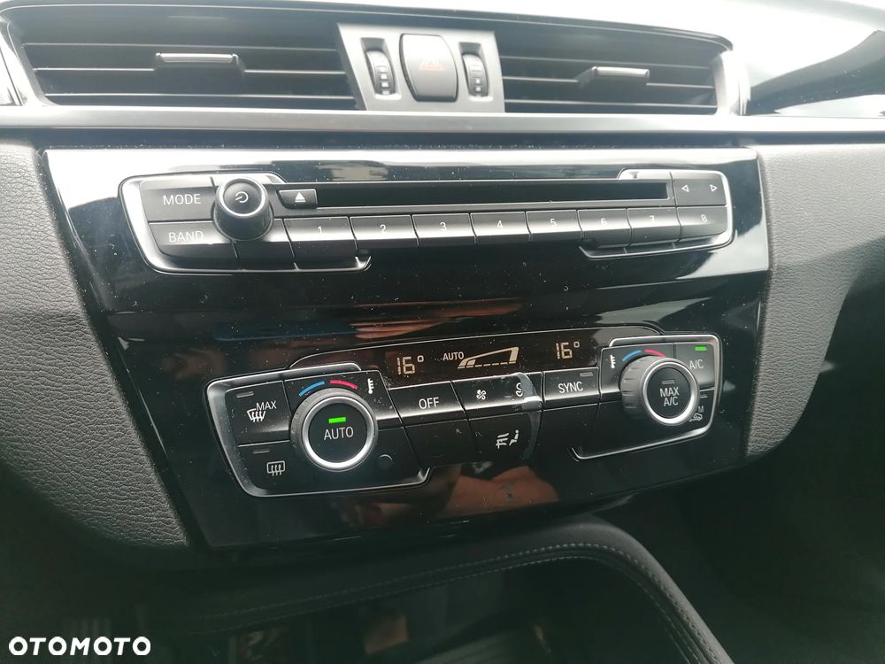 BMW X1 xDrive25i GPF xLine - 20