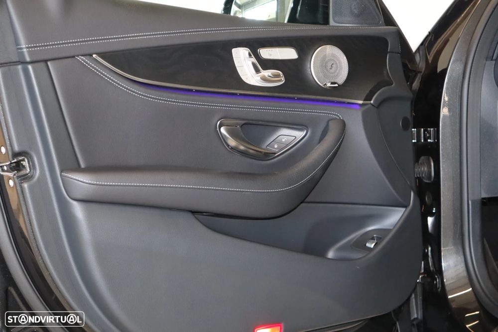 Mercedes-Benz E 300 de AMG Line 4Matic - 20