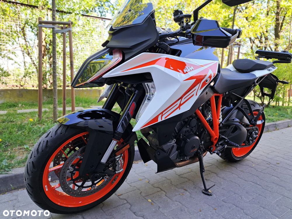 KTM Super Duke - 10