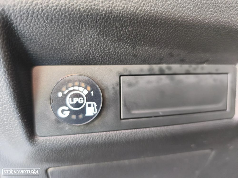 Renault Captur 1.0 TCe Equilibre Bi-Fuel - 9