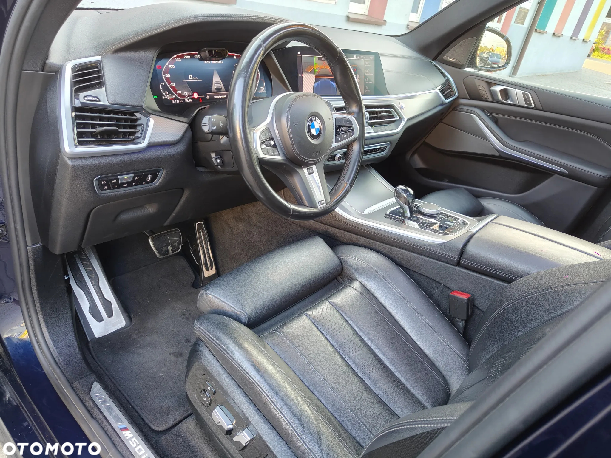 BMW X5 M M50i - 21