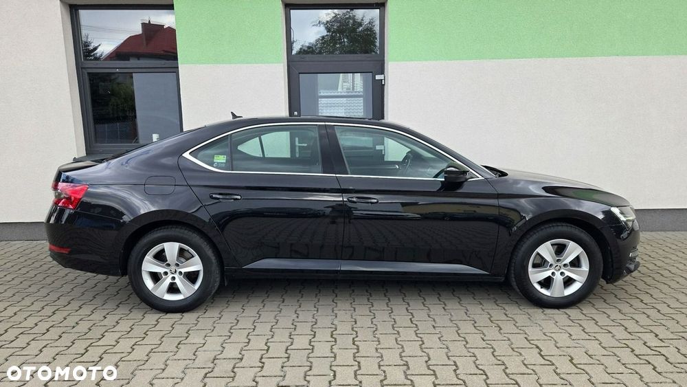 Skoda Superb 1.5 TSI Ambition DSG - 12