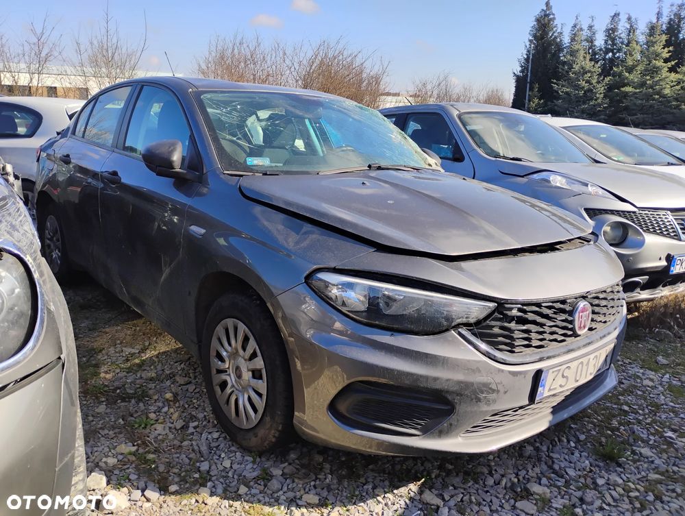 Fiat Tipo - 1