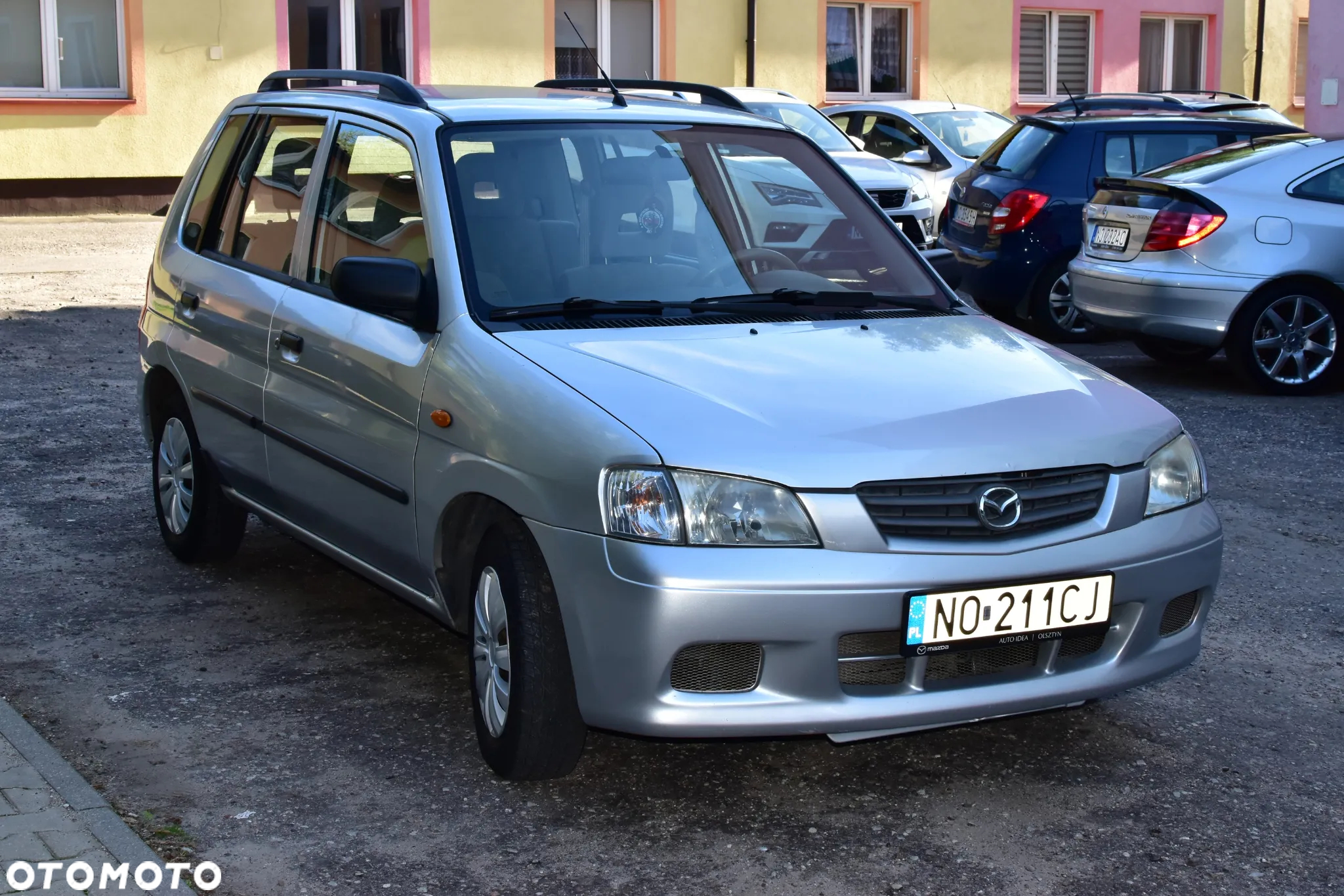 Mazda Demio - 3