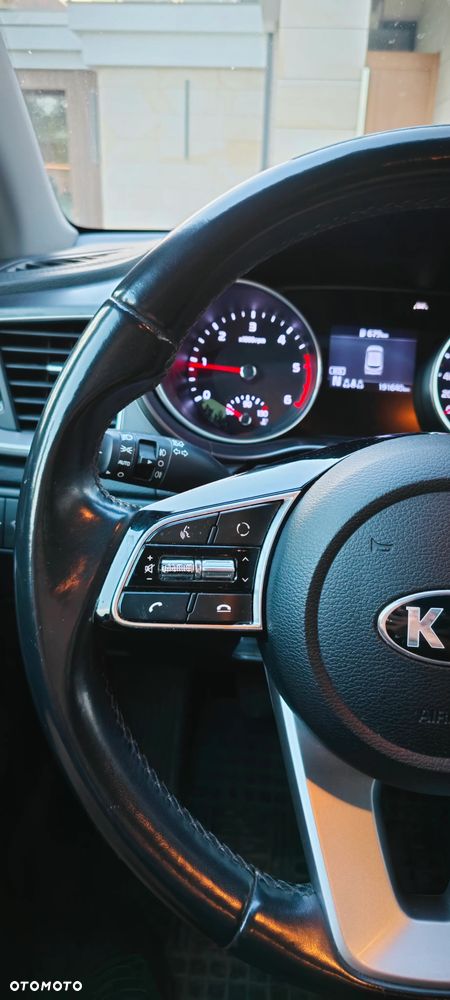 Kia Ceed 1.6 CRDi SCR L - 9