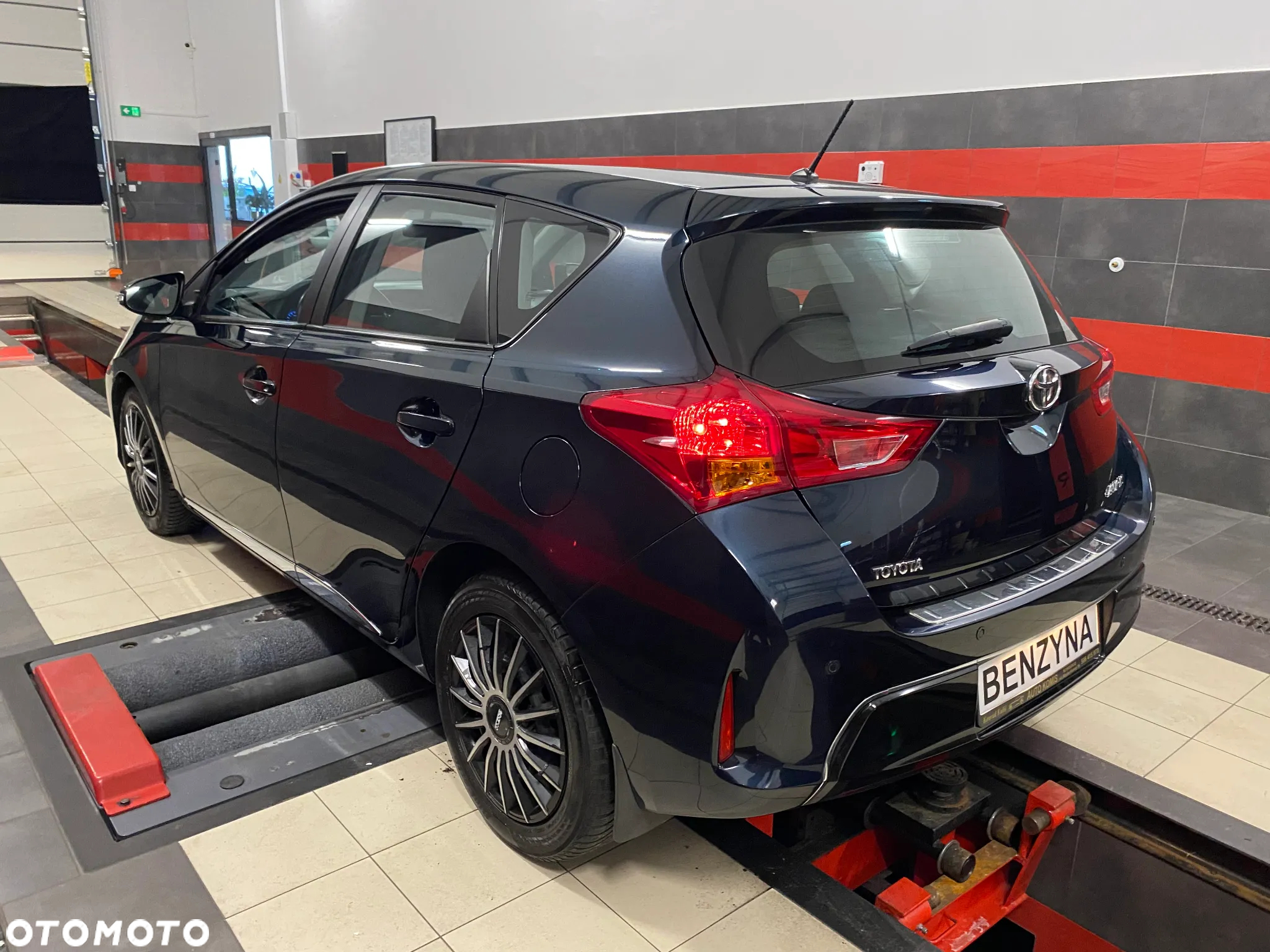 Toyota Auris - 8
