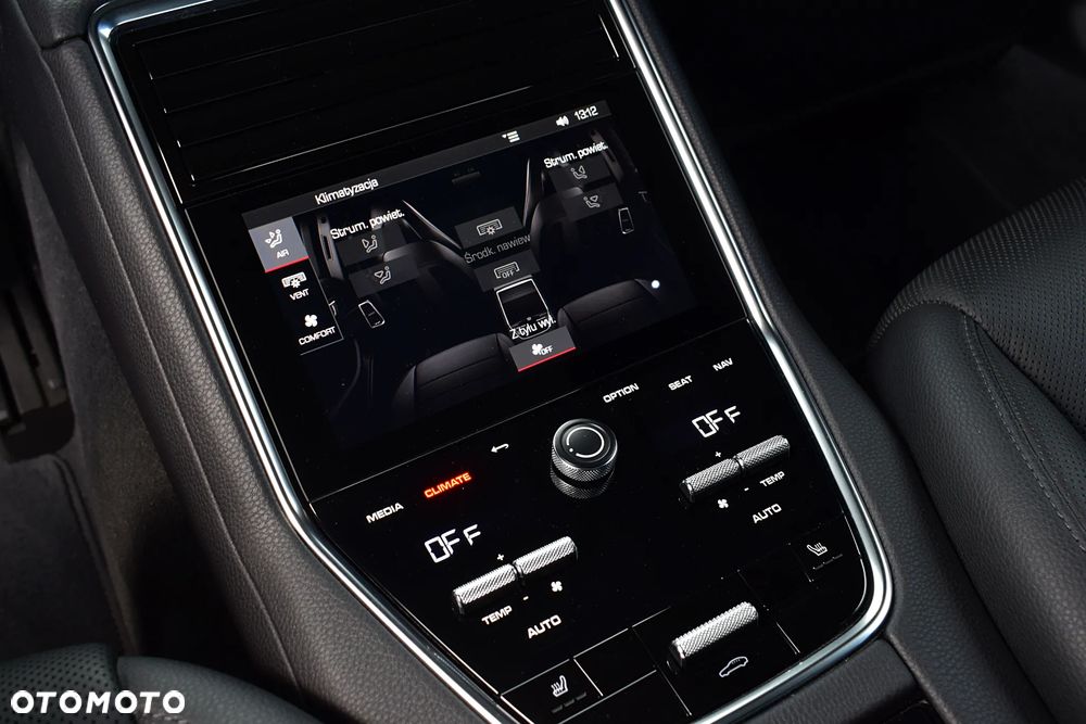 Porsche Panamera 4S GPF Executive - 21