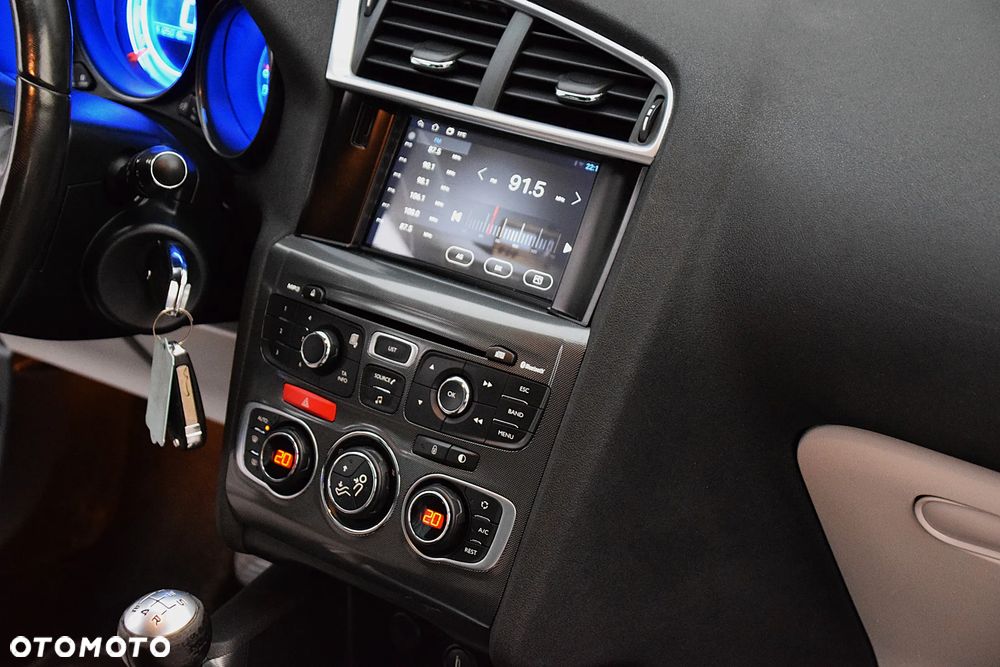 Citroën C4 VTi 120 Exclusive - 31