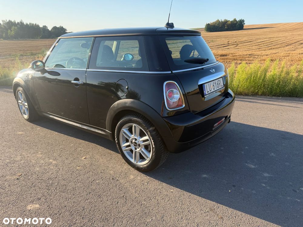 MINI Cooper 50 Mayfair - 21