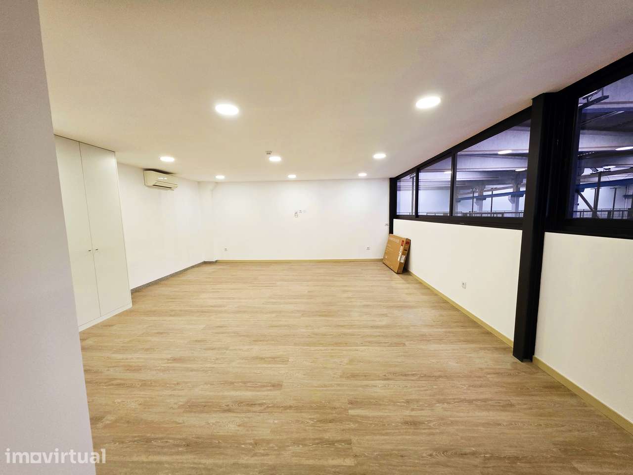 Espaço para Estúdio de Pilates (50m²) em Club de Padel - Grande imagem: 2/18
