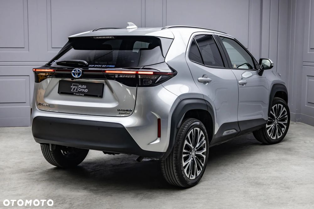 Toyota Yaris Cross Hybrid 1.5 Executive AWD - 3