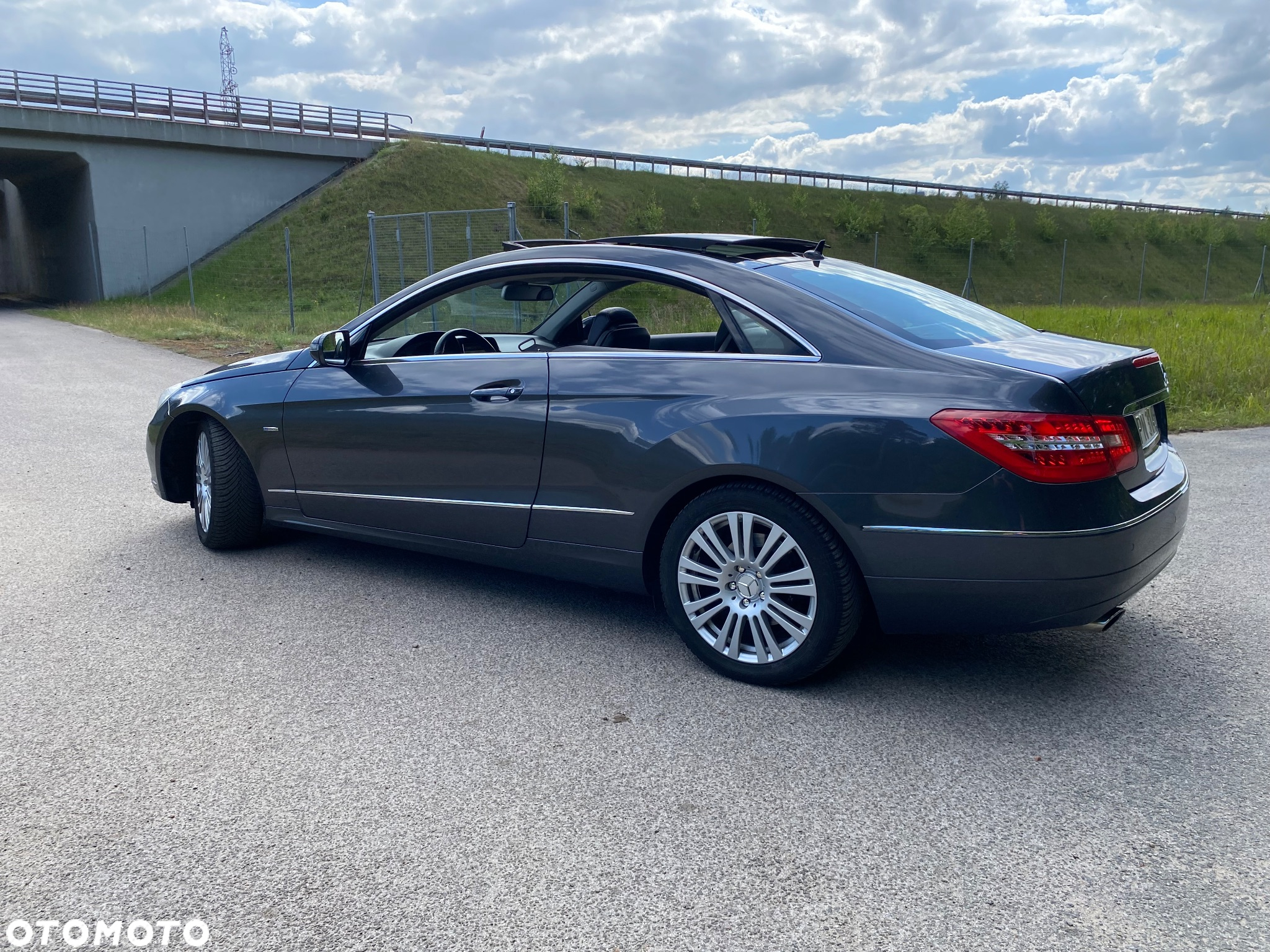 Mercedes-Benz Klasa E 350 CGI BlueEffICIENCY - 28