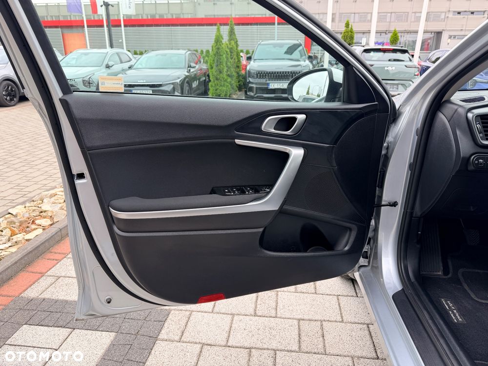 Kia Ceed 1.0 T-GDI M - 10