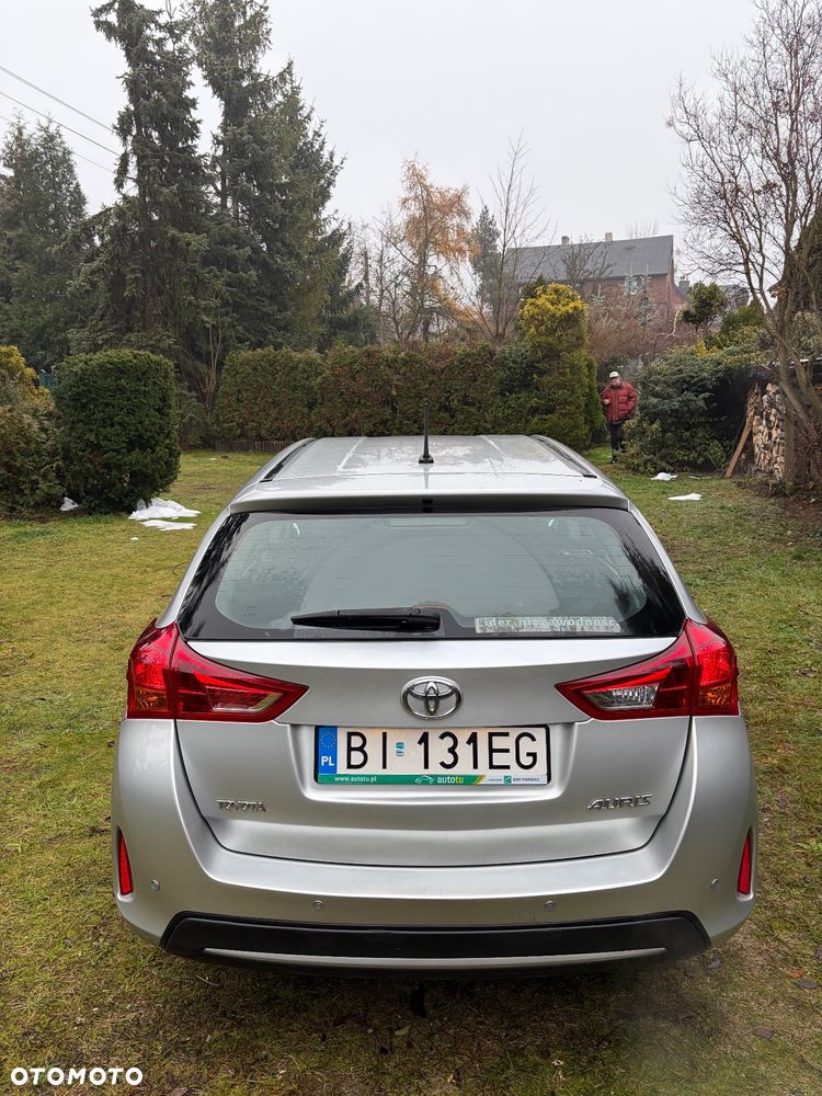 Toyota Auris 1.6 Dynamic - 4