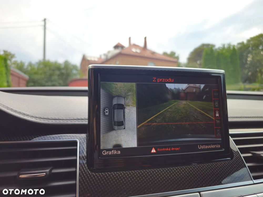 Audi S8 - 23