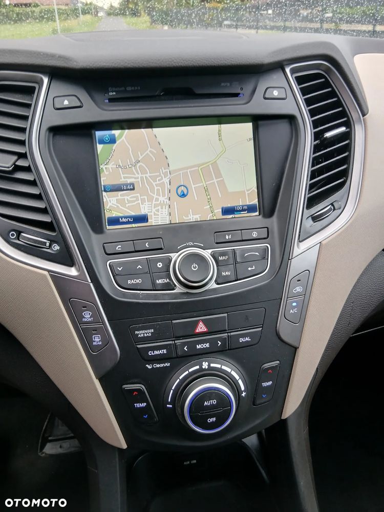 Hyundai Santa Fe 2.2 CRDI Premium - 19