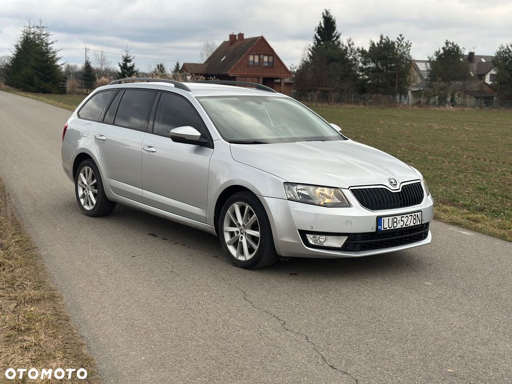 Skoda Octavia 1.6 TDI Elegance DSG - 8