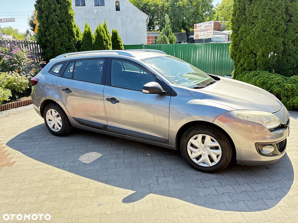 Renault Megane 2012 photo 2