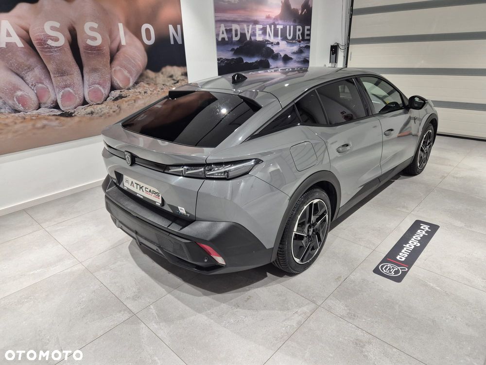 Peugeot 408 1.6 Plug-In Hybrid 225 GT EAT8 - 6